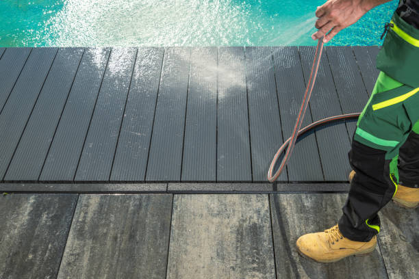 Best Deck Cleaning Services  in Wellington, OH